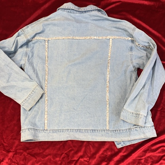Forever 21 Light Blue Denim Jacket with Silver Sequin Glitter Detail Sz Large - Picture 5 of 7
